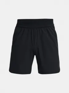 Čierne športové kraťasy Under Armour UA Peak Woven Shorts