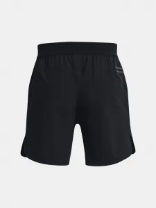 Čierne športové kraťasy Under Armour UA Peak Woven Shorts