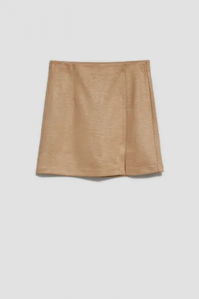 Mini sukňa s rozparkom