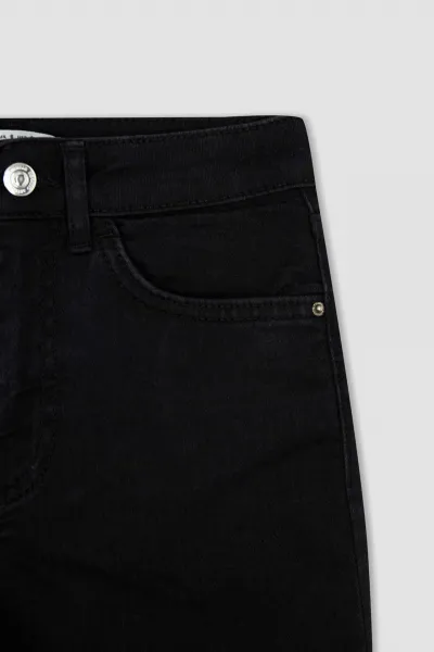 DEFACTO Regular Waist Folded Jean Shorts