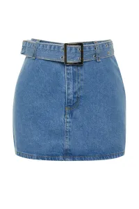 Modrá minisukňa z denimu s opaskom od značky Trendyol