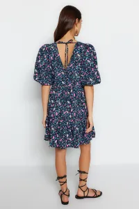 Trendyol Navy Blue Wide Cut Mini tkané šaty s kvetinovým vzorom