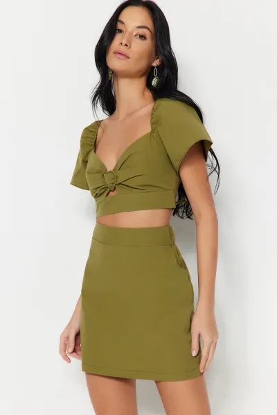 Trendyol Khaki Tkaný Set s Doplnkami, 100% Bavlnená Blúzka a Krátke Nohavice