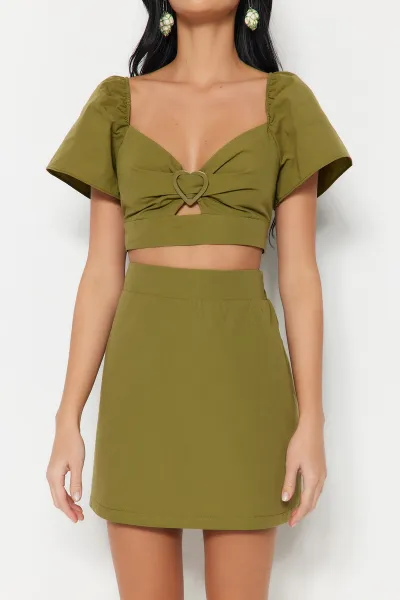 Trendyol Khaki Tkaný Set s Doplnkami, 100% Bavlnená Blúzka a Krátke Nohavice