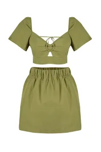 Trendyol Khaki Tkaný Set s Doplnkami, 100% Bavlnená Blúzka a Krátke Nohavice