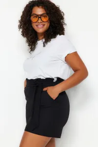 Trendyol Curve Black Finike Carrot Woven Shorts & Bermuda