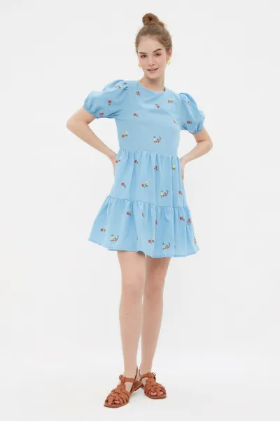Trendyol Blue rovný strih Mini tkané kvetinové výšivky podšité kvetinové výšivky Trendyol Blue