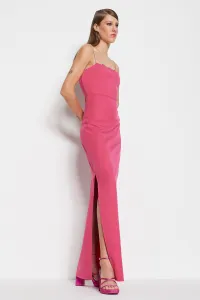 Trendyol večerné šaty vo večerných šatách Fuchsia podšité tkané lesklé kamene