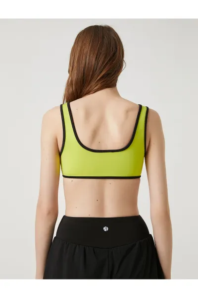 Koton Şahika Ercümen X - bikiny na zips s detailom potrubia