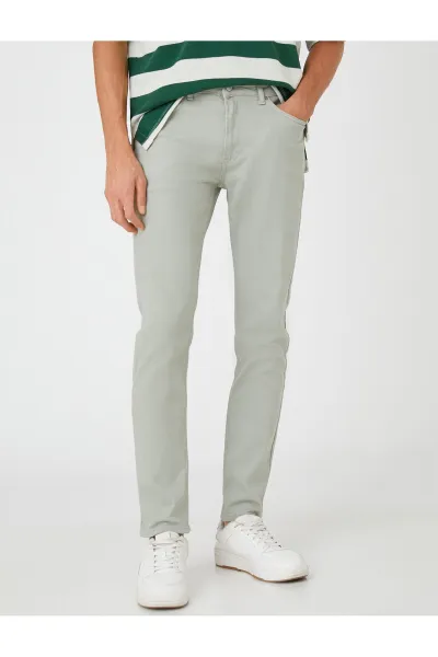 Koton Basic Gabardínové Nohavice s 5 Vreckami a Detailom s Gombíkom.