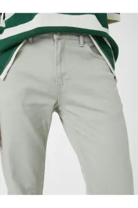 Koton Basic Gabardínové Nohavice s 5 Vreckami a Detailom s Gombíkom.