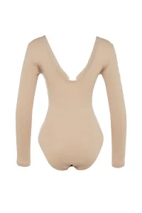 Trendyol norková bavlnená elastická priliehavá pletená body s výstrihom do V