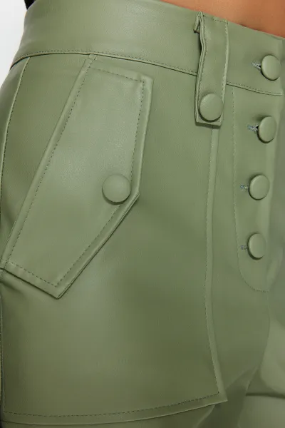 Trendyol khaki mrkva tkané vpredu nohavice z umelej kože na gombíky