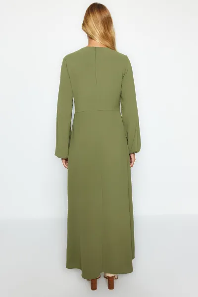 Trendyol Khaki steh detail aerobínové tkané maxi šaty