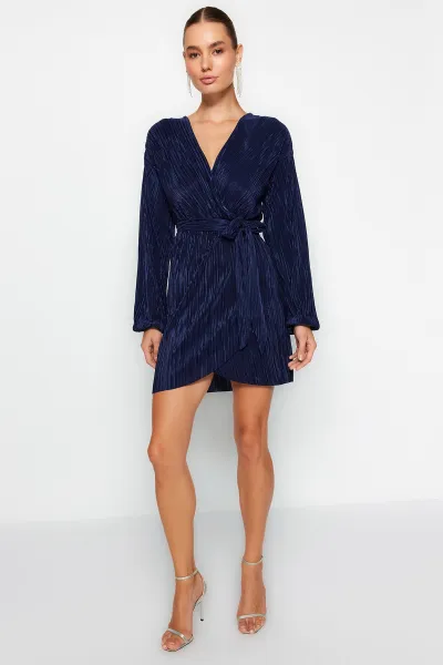 Trendyol Navy Modrý pás/korčuliar Pletené podšité plisované elegantné večerné šaty