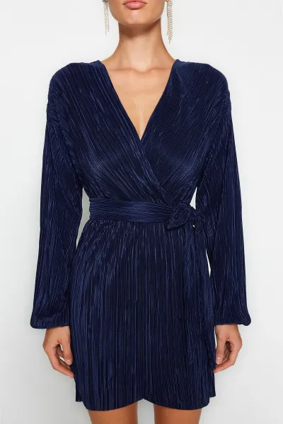 Trendyol Navy Modrý pás/korčuliar Pletené podšité plisované elegantné večerné šaty