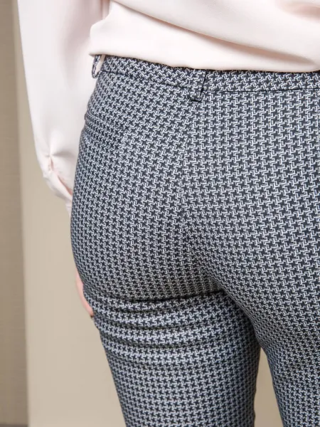 LOLA PATTERNED PANTS