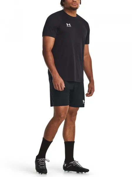 Čierne pánske športové kraťasy Under Armour