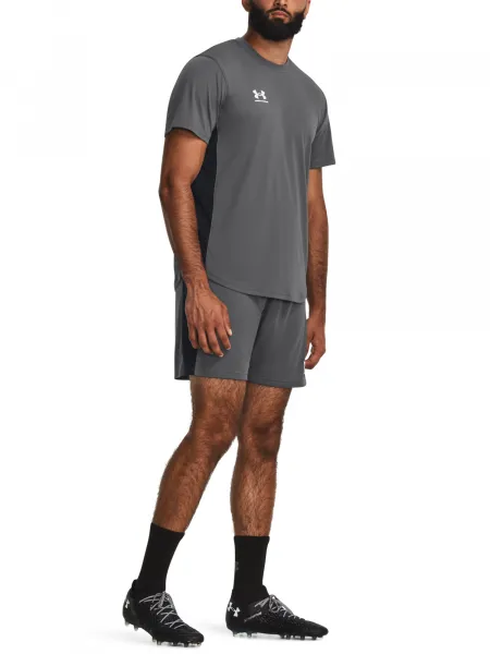Tmavosivé pánske športové kraťasy Under Armour