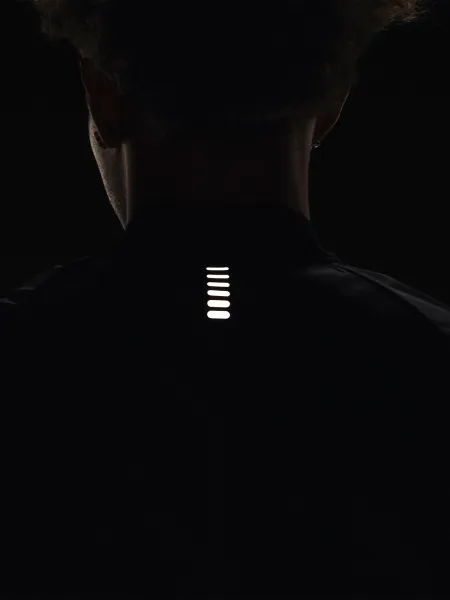 Čierna pánska prešívaná športová vesta Under Armour Run
