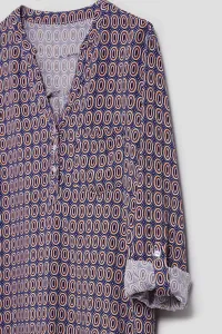 Marisse Patterned V-Neck Shirt In Light Blue