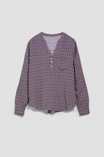 Marisse Patterned V-Neck Shirt In Light Blue