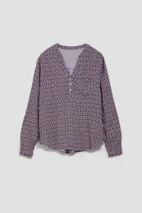 Marisse Patterned V-Neck Shirt In Light Blue