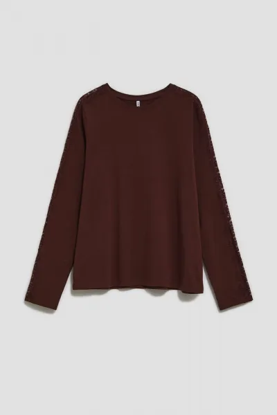 Marisse Blouse With Lace On The Sleeves