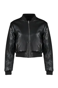 Trendyol Limited Edition Black Premium oversize kabát z umelej kože na zips