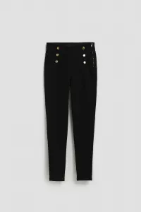 Marisse Jeans With Decorative Buttons