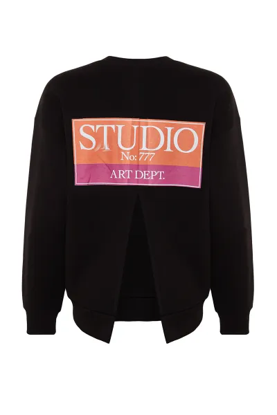Trendyol Black Back Print Detailed Thick Inside Fleece Regular Fit Slit Knitted Sweatshirt
