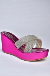 Fox Shoes P572282159 Women's Fuchsia Metallic Stone Detailed Wedge Heels Slippers