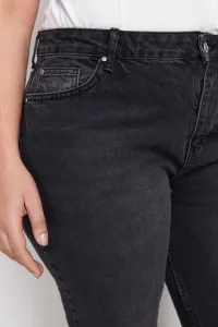 Trendyol Curve Čierne Mom džínsy s vysokým pásom