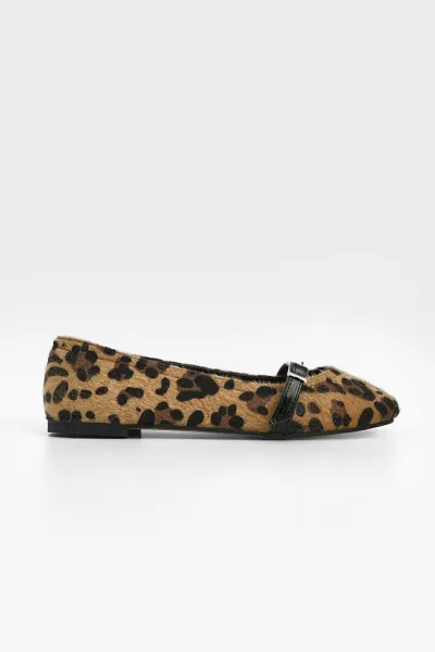Marjin Dámske Ploché Topánky s Leopardím Vzorom a Ozdobným Okrajom
