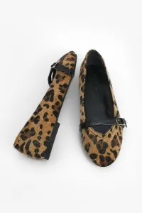 Marjin Dámske Ploché Topánky s Leopardím Vzorom a Ozdobným Okrajom