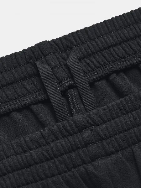 Čierne športové kraťasy Under Armour UA Unstoppable Flc Shorts