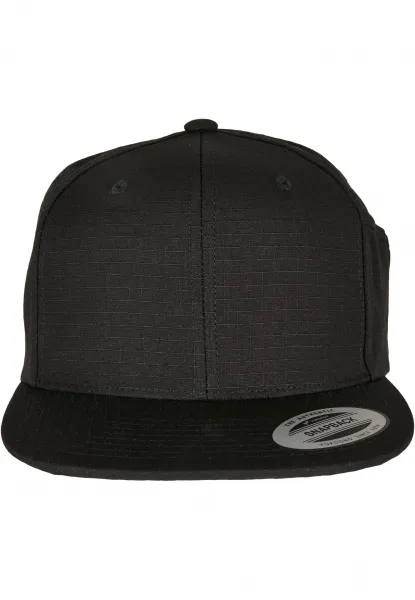 Snapback Cap Black