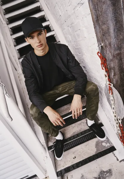 Light Bomber Jacket black