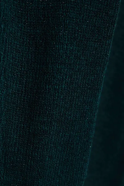 Marisse Fitted V-Neck Sweater In Emerald Green