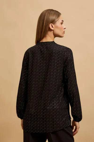 Marisse Black V-Neck Shirt