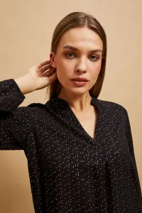 Marisse Black V-Neck Shirt