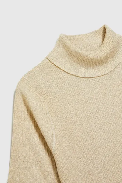 Marisse Turtleneck Sweater Decorated With Pearl Metallic Thread