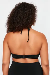 Čierny bikini top s detailom kravaty a zoštíhľujúcim efektom od Trendyol Curve