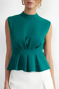 Trendyol Green Crew Neck Sleeveless Woven Blouse
