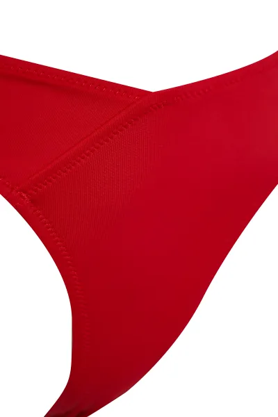 Trendyol Červené V-členkové pravidelné bikiny spodné diely