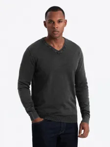 Ombre Washed men's pullover with a v-neck - black