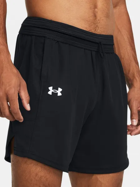 Čierne športové kraťasy Under Armour UA Baseline Short