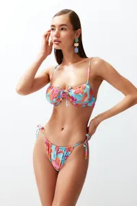 Trendyol Floral Patterned Balcony Tunnel Regular Bikini Set
