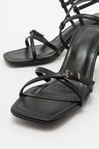 LuviShoes NEBEL dámske čierne kožené sandále na podpätku
