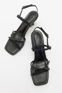 LuviShoes NEBEL dámske čierne kožené sandále na podpätku